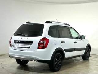 2023 Lada (ВАЗ) Granta Cross I Рестайлинг, белый, 900000 рублей, вид 4