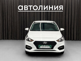 2018 Hyundai Solaris II, белый, 885000 рублей, вид 2