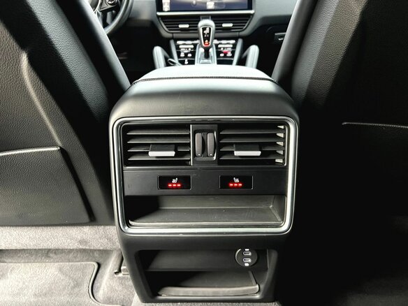 2019 Porsche Cayenne Coupé III, чёрный, 6650000 рублей - вид 35