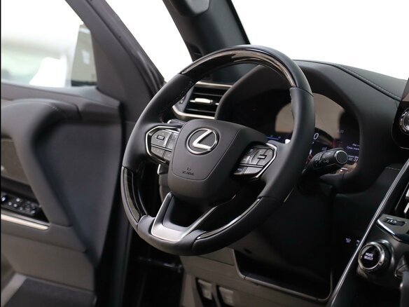 2026 Lexus LX 600 IV, чёрный, 19000000 рублей - вид 14