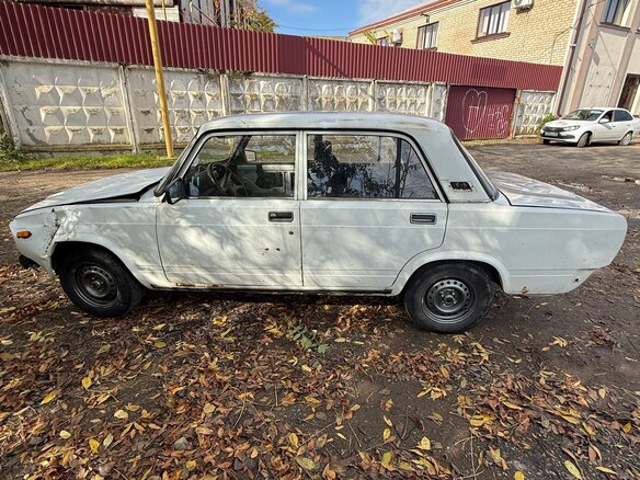 2005 Lada (ВАЗ) 2107, белый, 55000 рублей - вид 9