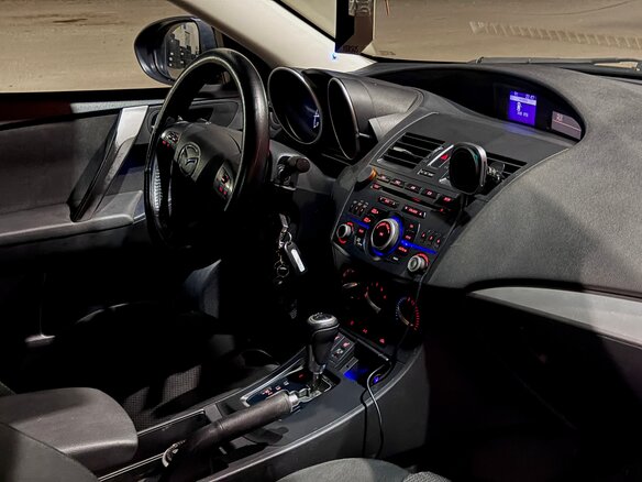2012 Mazda 3 II (BL) Рестайлинг, чёрный, 740000 рублей - вид 2
