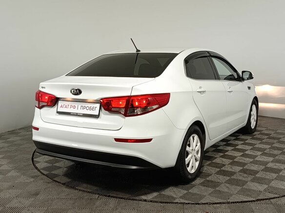 2015 Kia Rio 6-speed III, белый - вид 6