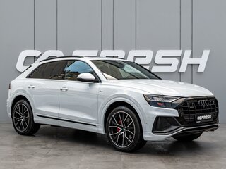 2021 Audi Q8 55 TFSI I (4M), белый, 9750000 рублей, вид 1