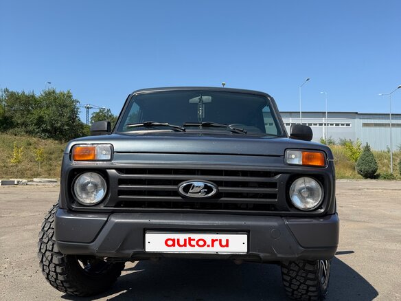 2019 Lada (ВАЗ) 2121 (4x4) Urban I Рестайлинг (2020), серебристый - вид 2