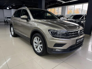 2020 Volkswagen Tiguan II, бежевый, 2723000 рублей, вид 3