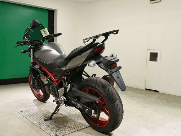 2019 Suzuki SV 650, серый, 495000 рублей - вид 5