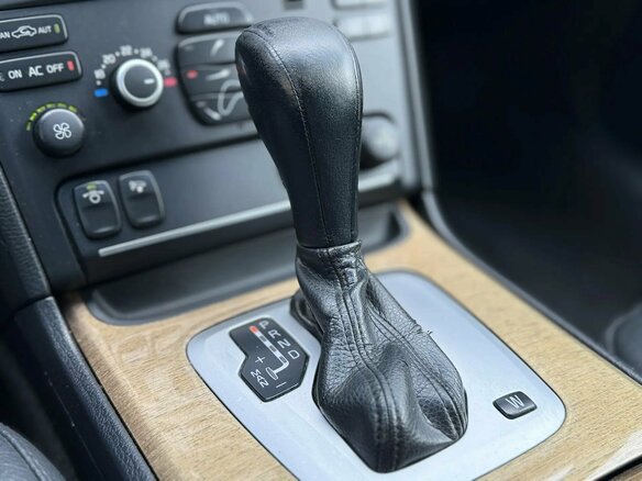 2010 Volvo XC90 I Рестайлинг, чёрный - вид 7