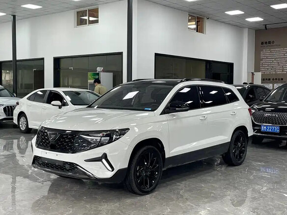 2022 Jetta VS7 I Рестайлинг 1, белый, 1641255 рублей - вид 2