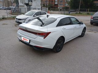 2021 Hyundai Elantra VII (CN7), белый, 2100000 рублей, вид 3
