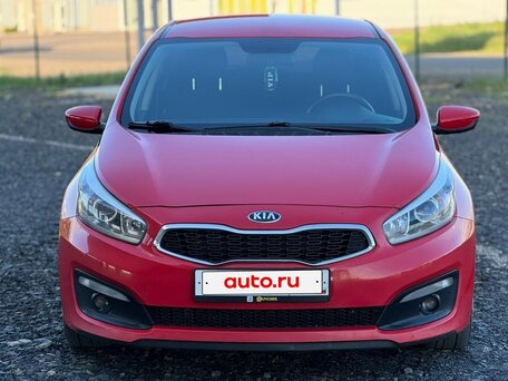2015 Kia Ceed II Рестайлинг, красный, вид 3
