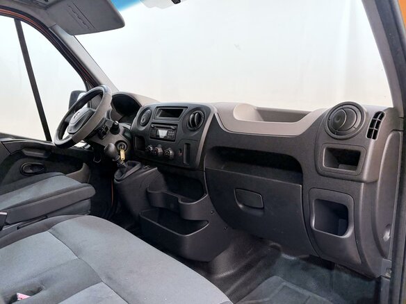 2015 Renault Master, оранжевый, 1699000 рублей - вид 11