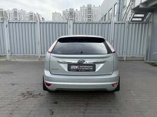 2009 Ford Focus II Рестайлинг, серебристый, 525000 рублей, вид 5