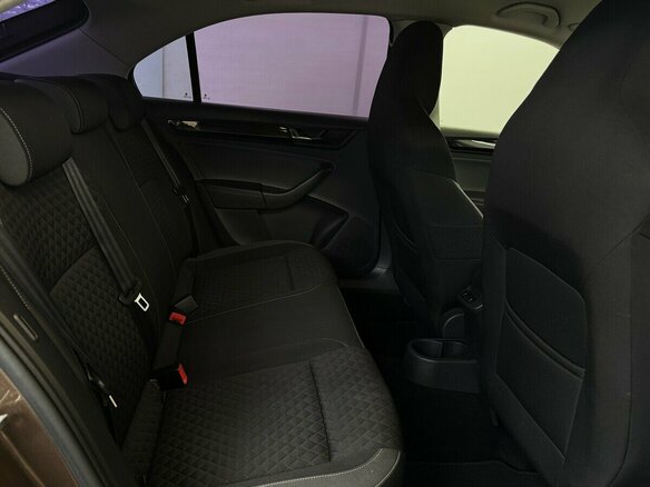 2017 Skoda Rapid I Рестайлинг, коричневый, 1390000 рублей - вид 13