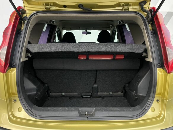 2006 Nissan Note I, жёлтый, 398000 рублей - вид 7