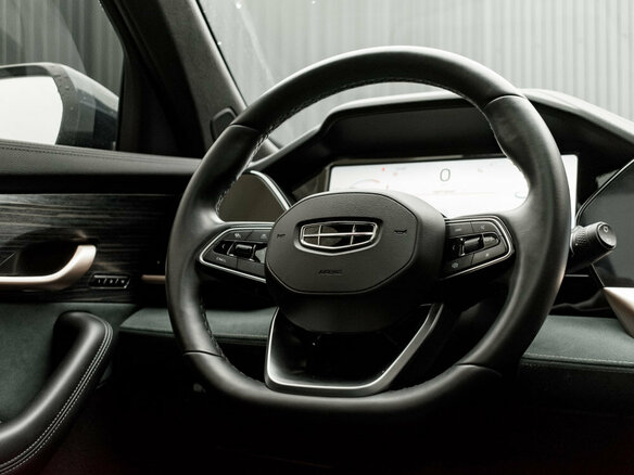 2023 Geely Monjaro I, синий, 2915000 рублей - вид 14