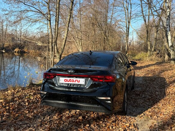 2018 Kia Cerato IV, чёрный, 1480000 рублей - вид 5