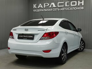 2013 Hyundai Solaris I, белый, 897000 рублей, вид 2