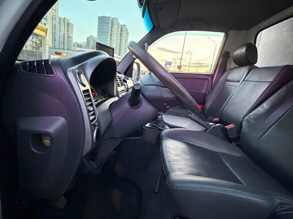 2013 Kia Bongo, белый, 1250000 рублей - вид 14