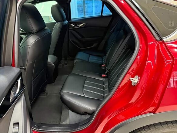 2023 Mazda CX-4 I Рестайлинг, красный, 1740000 рублей - вид 18