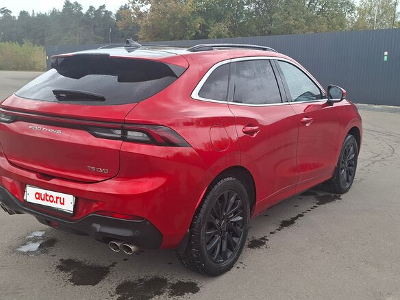 2023 Forthing T5 EVO, красный, 2100000 рублей - вид 5