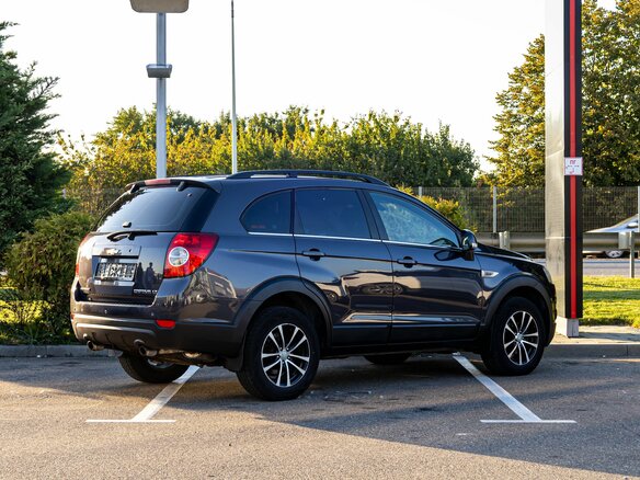 2013 Chevrolet Captiva I Рестайлинг 2, серый, 1695000 рублей - вид 5