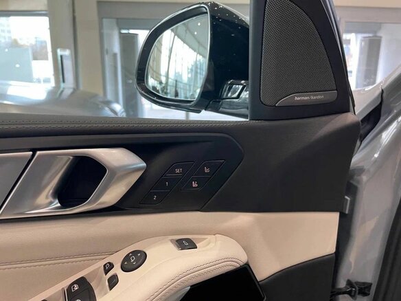 2025 BMW X5 40d IV (G05/G18) Рестайлинг, серый, 15590000 рублей - вид 22