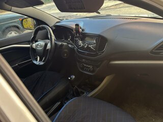 2015 Lada (ВАЗ) Vesta I, белый, 300000 рублей, вид 5