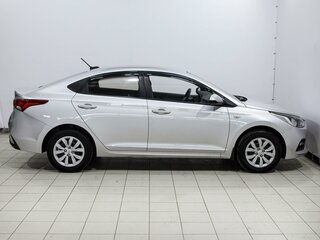 2019 Hyundai Solaris II, серебристый, 1479000 рублей, вид 5