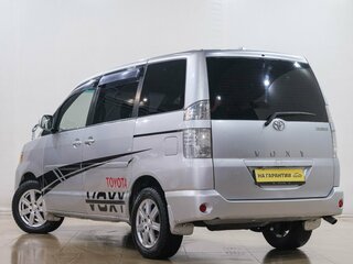 2006 Toyota Voxy I (R60), серый, 999000 рублей, вид 4