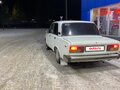 2002 Lada (ВАЗ) 2105, белый, 85000 рублей - вид 1