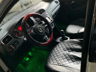 2014 Volkswagen Polo V, белый, 380000 рублей, вид 5
