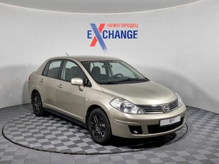 2010 Nissan Tiida I Рестайлинг, коричневый, 599000 рублей, вид 3