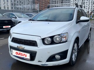 2014 Chevrolet Aveo II, белый, 525000 рублей, вид 1