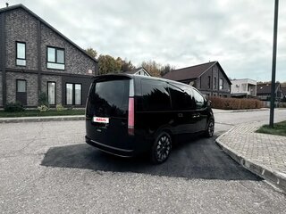 2023 Hyundai Staria I, чёрный, 3990000 рублей, вид 4