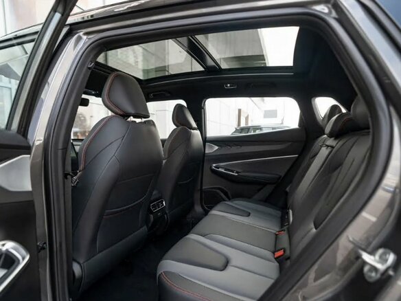 2026 Geely Cityray, серебристый, 3172943 рублей - вид 15