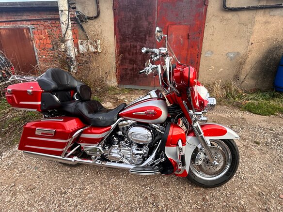 2008 Harley-Davidson Electra Glide, красный, 1200000 рублей - вид 8