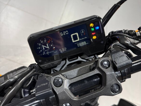 2023 Honda CB 650R, чёрный, 785000 рублей - вид 11