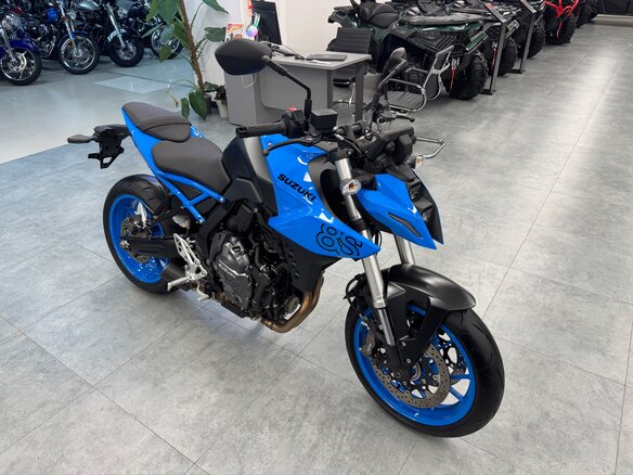 2023 Suzuki GSX-8S, голубой, 930000 рублей - вид 5