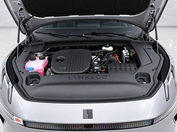 2026 Lynk & Co 07 GT I Рестайлинг, серебристый, 4490000 рублей - вид 16