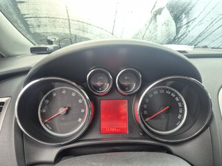 2012 Opel Astra J Рестайлинг, белый, 750000 рублей, вид 5