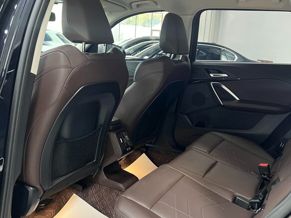 2023 BMW X1 Long 20Li sDrive III (U11/U12), чёрный, 2949095 рублей - вид 19
