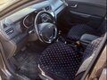 2015 Kia Rio III Рестайлинг, коричневый, 1100000 рублей - вид 2