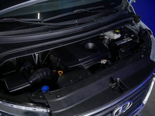 2018 Hyundai H-1 II Рестайлинг 2, серый, 2500000 рублей, вид 5