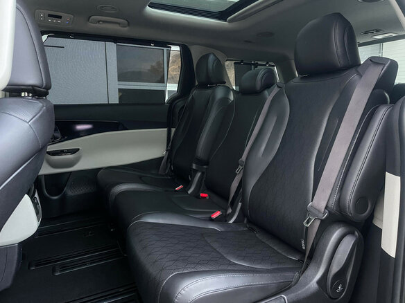 2022 Kia Carnival IV, синий, 4008000 рублей - вид 9