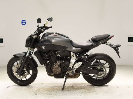 2015 Yamaha MT-07 (FZ-07), серый, 695000 рублей, вид 1