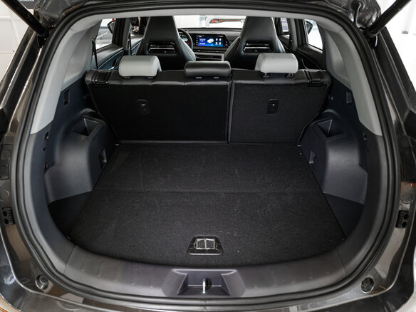 2024 Changan CS75 Plus III, серый, 2900000 рублей - вид 8
