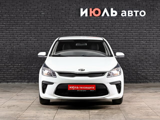 2017 Kia Rio IV, белый, 1280000 рублей, вид 2