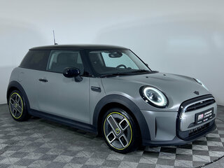 2021 Mini Hatch Cooper III (F55/F56) Рестайлинг 2, серый, 1850000 рублей, вид 3