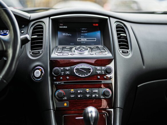 2015 Infiniti QX50 I, красный, 1720000 рублей - вид 6